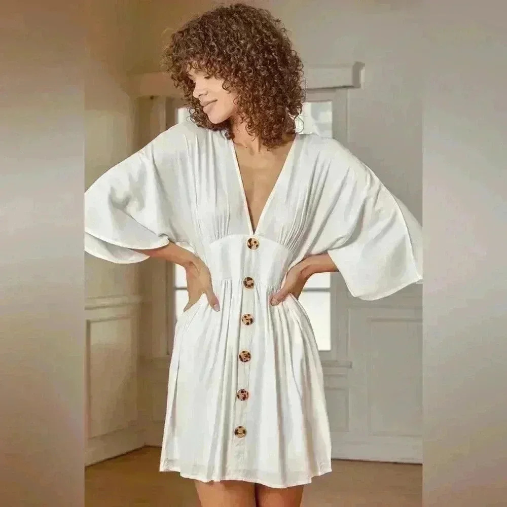Lulus White Button-Up Dress - Mini style double lined‎ size XS